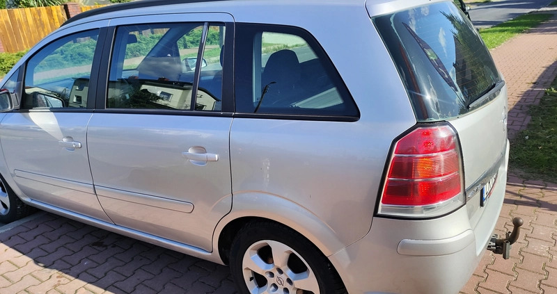Opel Zafira cena 11999 przebieg: 249000, rok produkcji 2005 z Trzcianka małe 667